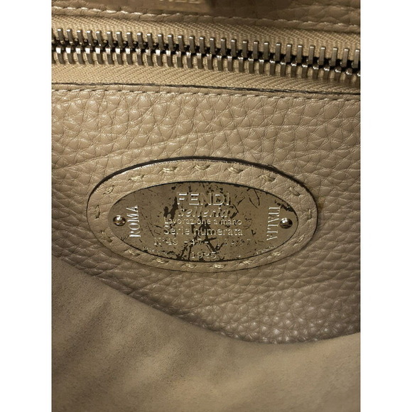 Fendi Selleria Peekaboo Regular Shoulder Bag - Picture 9 of 9
